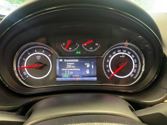 Sølv Opel Insignia fra 2016