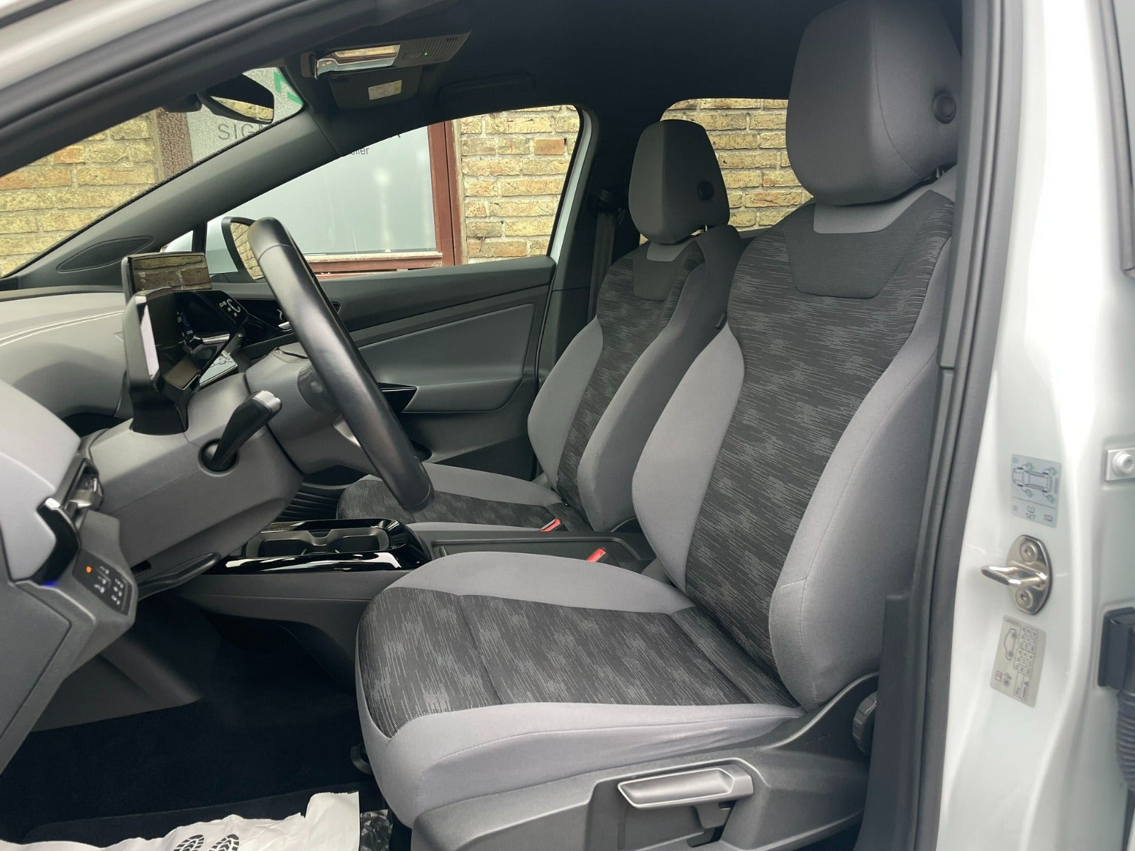 Hvid VW ID.5 fra 2023