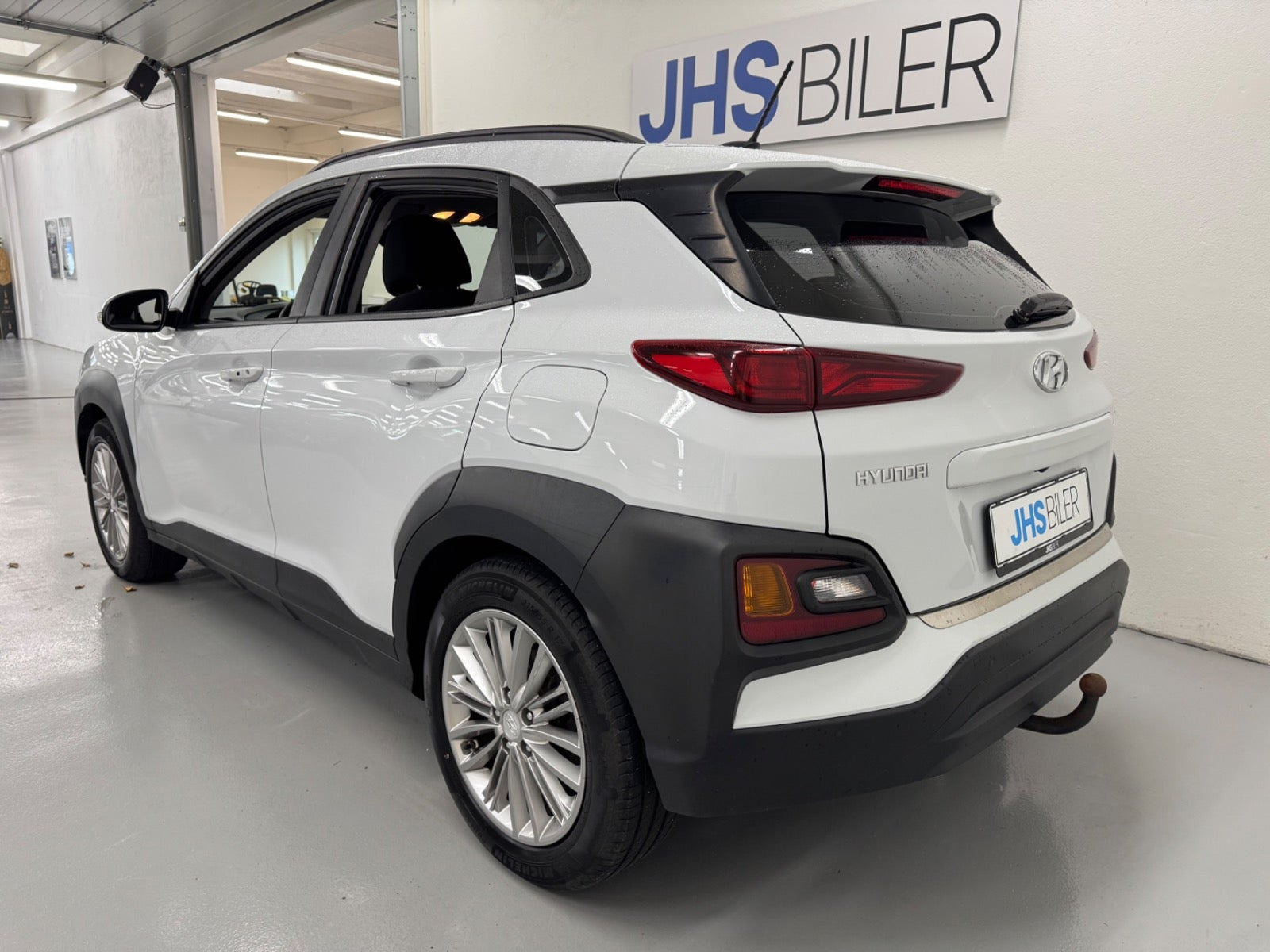Hvid Hyundai Kona fra 2017