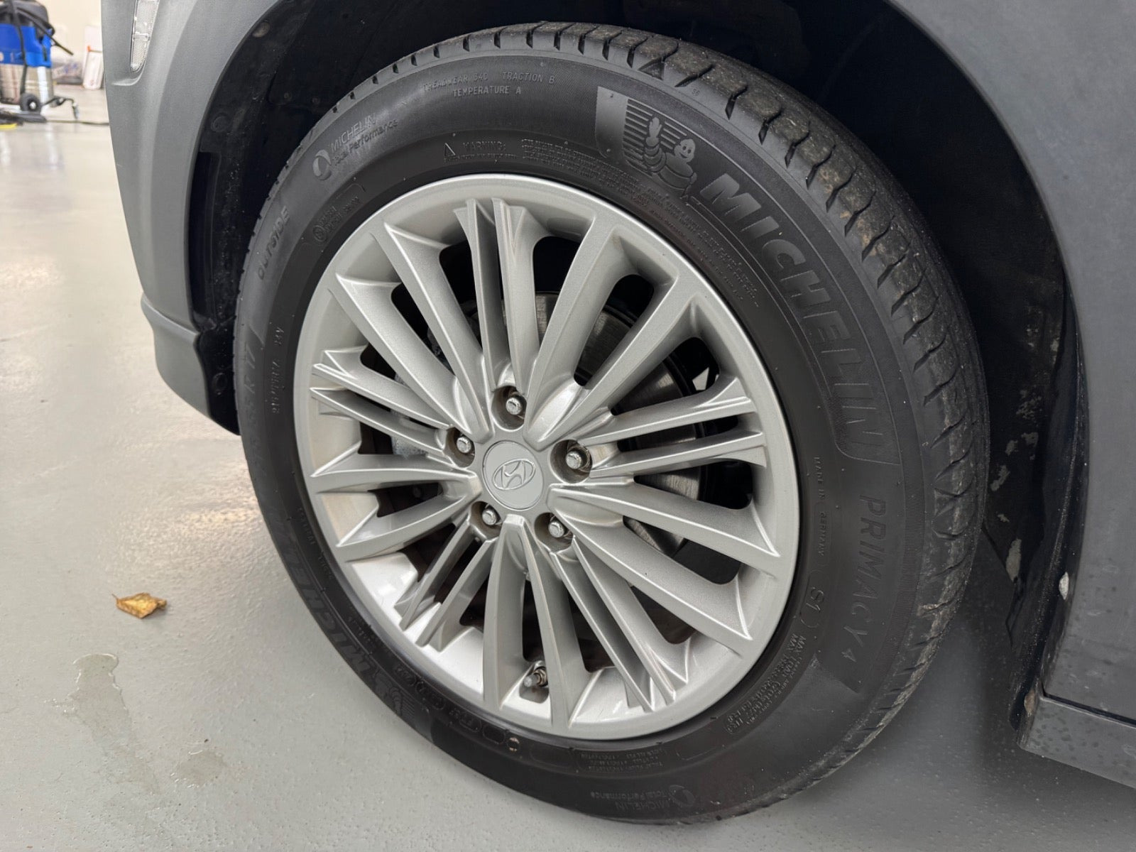 Hvid Hyundai Kona fra 2017