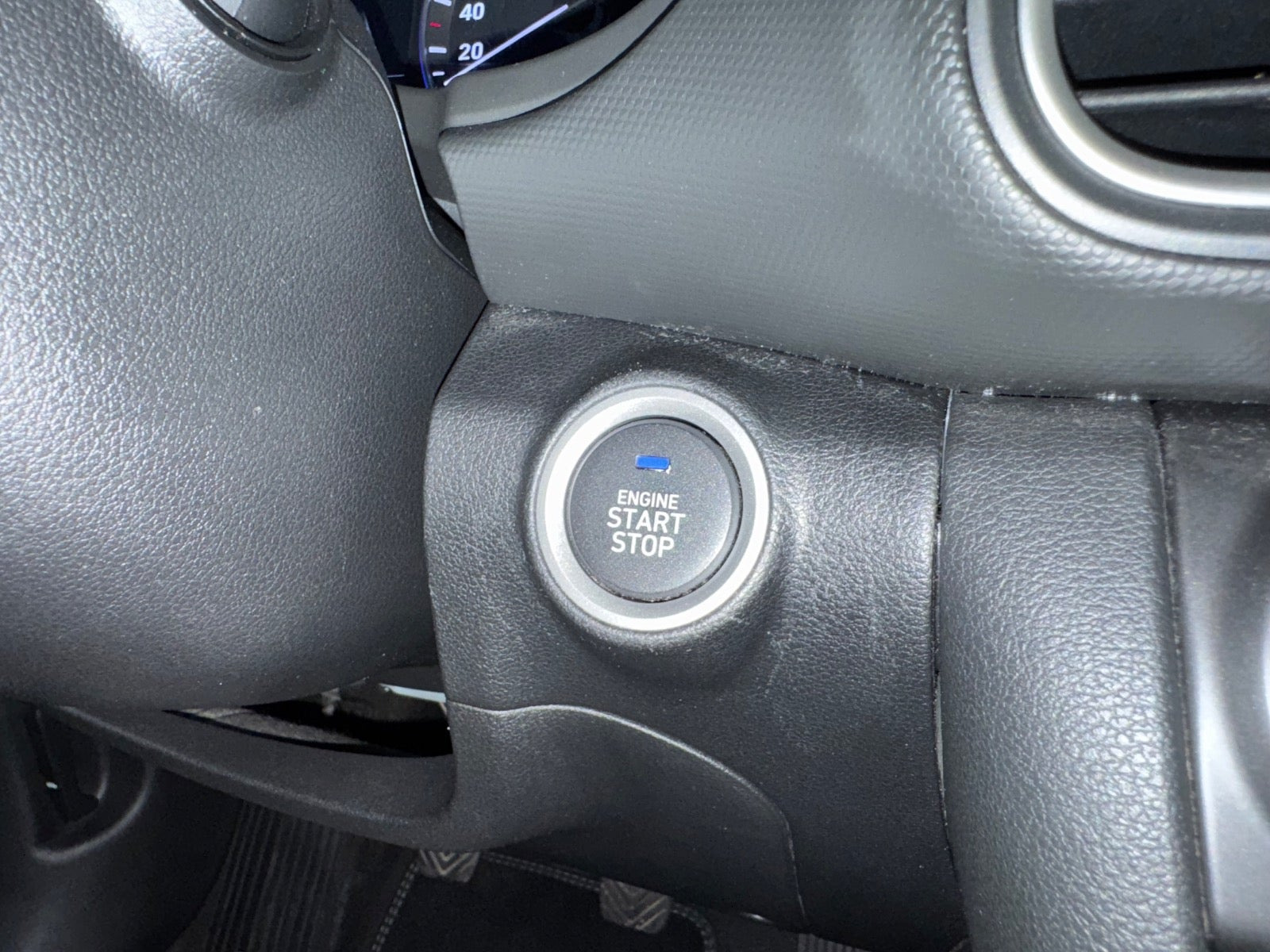 Hvid Hyundai Kona fra 2017