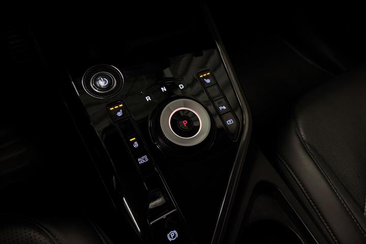 Hvid Kia Niro fra 2023