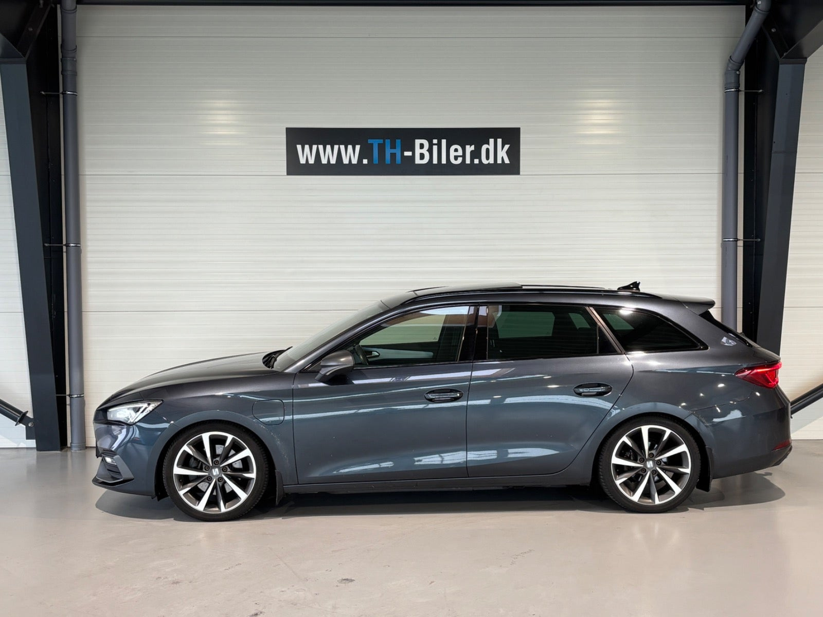 Sort Seat Leon fra 2021