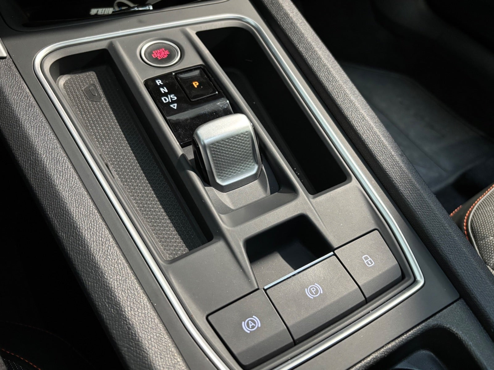 Sort Seat Leon fra 2021