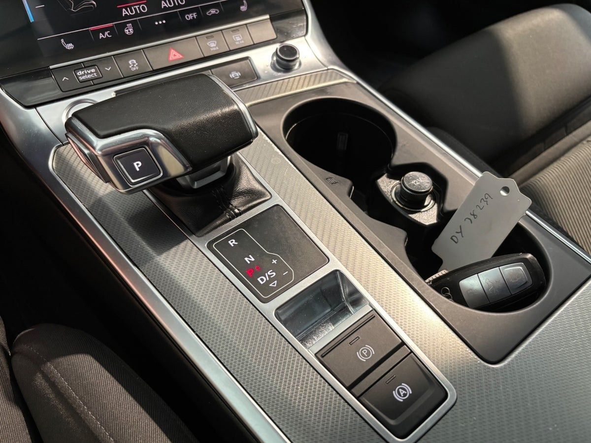 undefined Audi A6 fra 2020