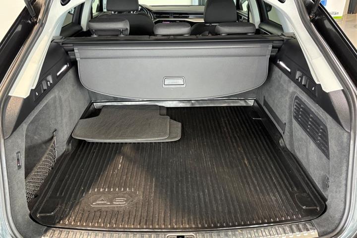 undefined Audi A6 fra 2020