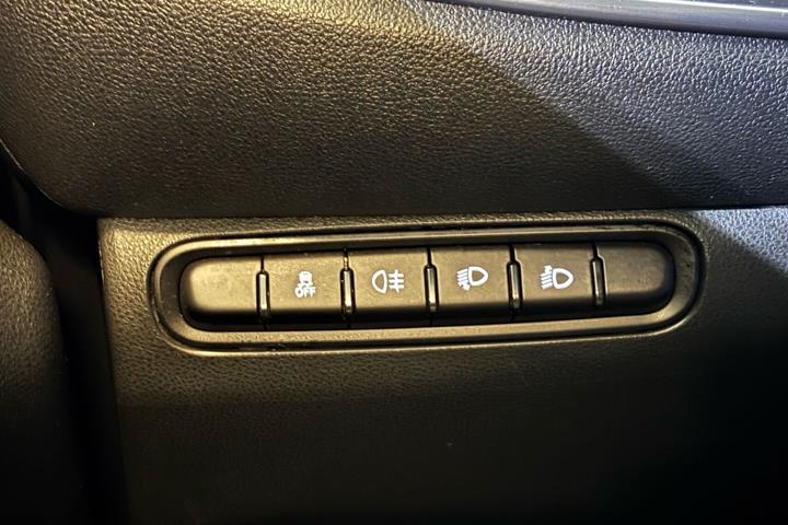 Hvid Fiat 500e fra 2023