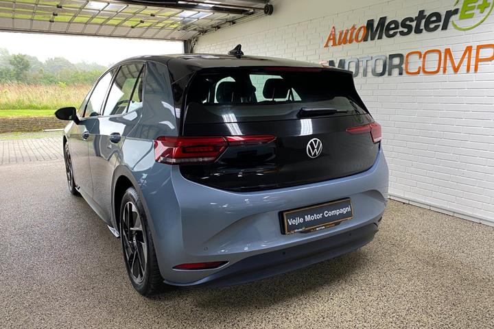 Blå VW ID.3 fra 2021