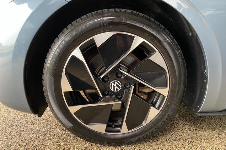 Blå VW ID.3 fra 2021
