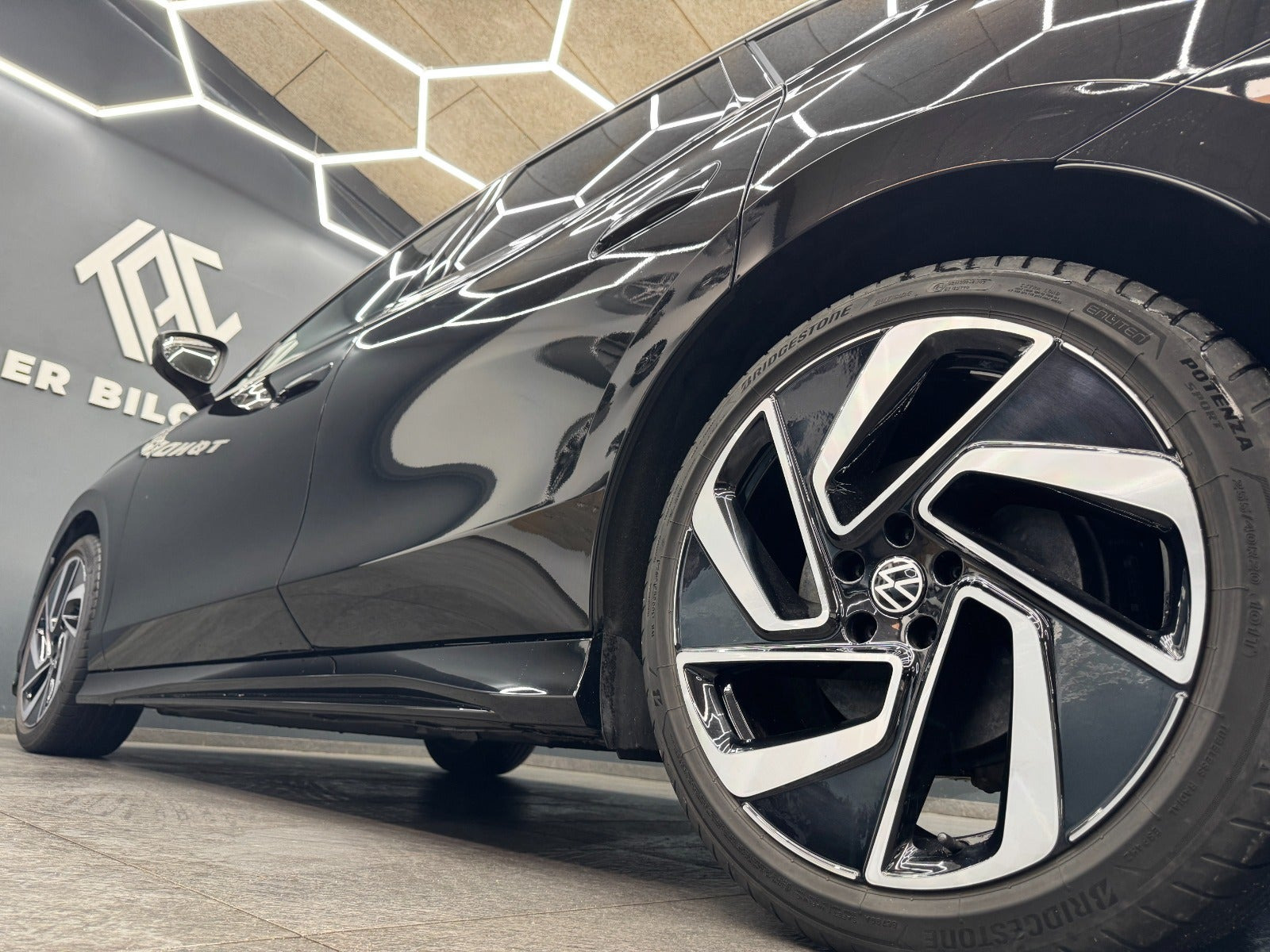 Sort VW ID.7 fra 2025