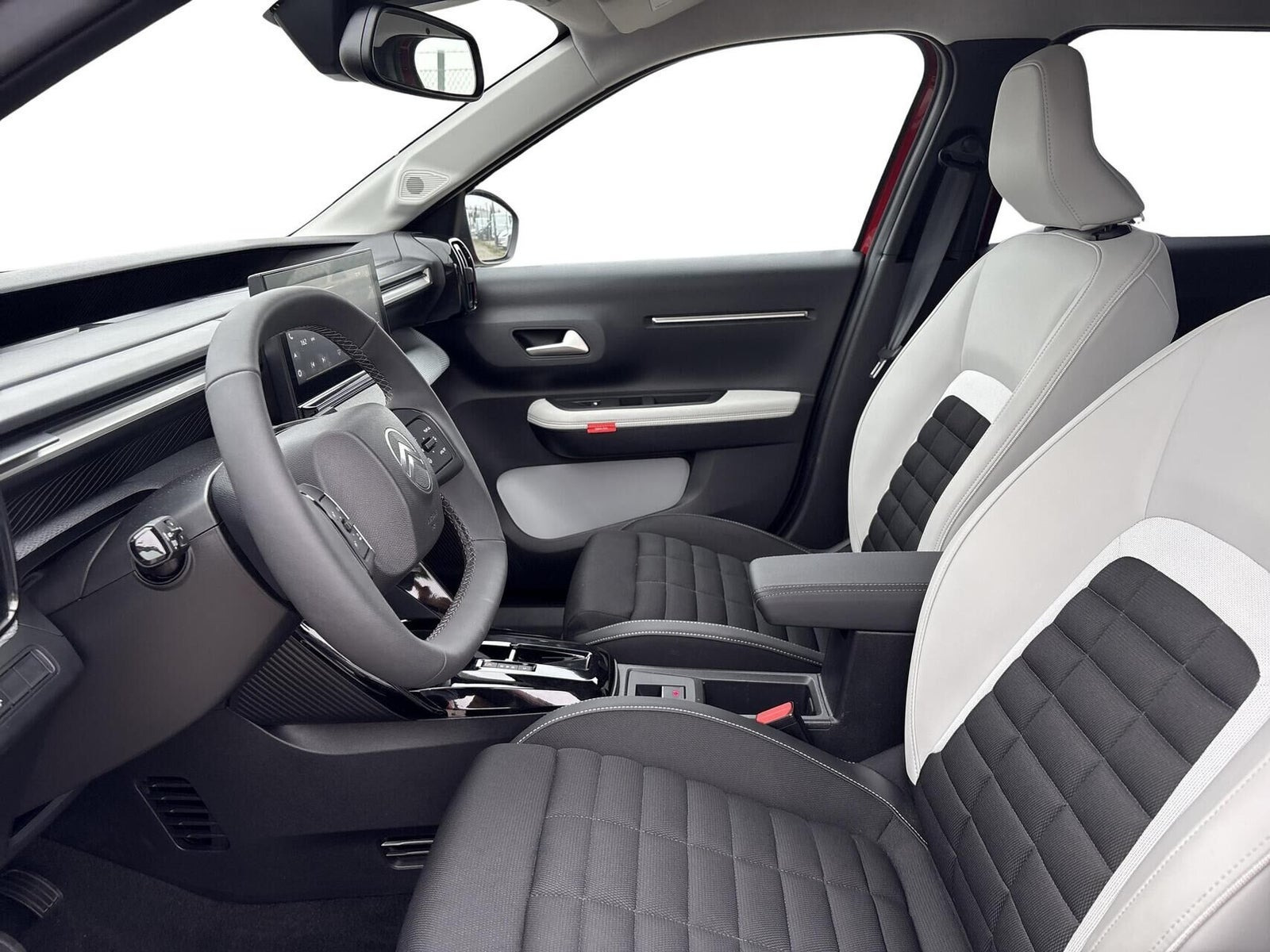 Rød Citroën e-C3 Aircross fra 2025