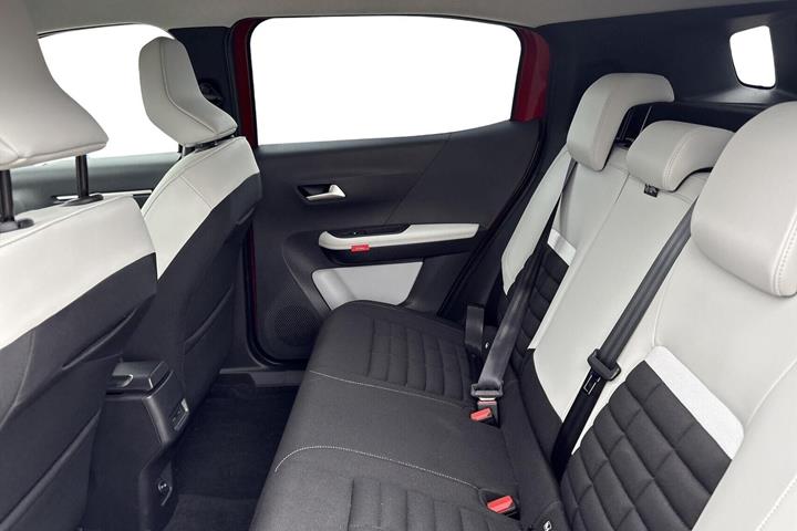 Rød Citroën e-C3 Aircross fra 2025