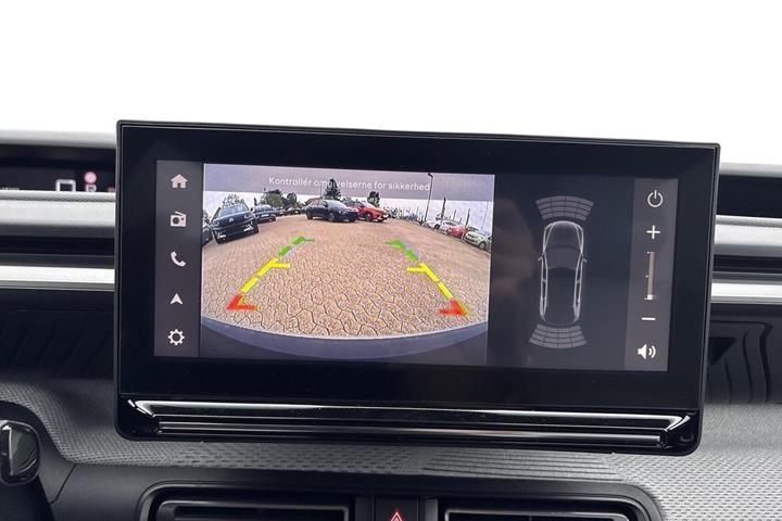 Rød Citroën e-C3 Aircross fra 2025