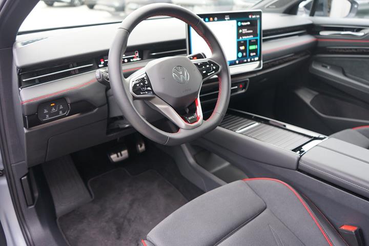 Sølv VW ID.7 fra 2026