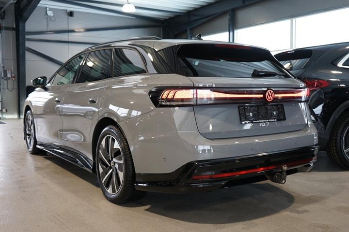 Grå VW ID.7 fra 2026