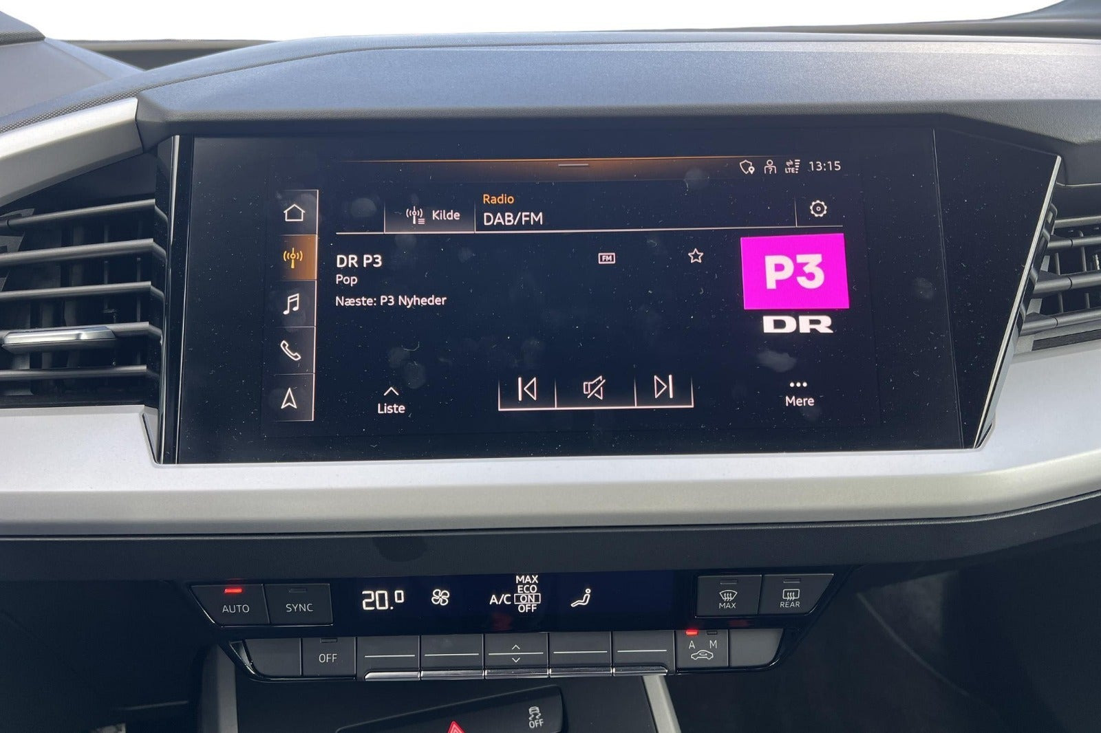 Hvid Audi Q4 e-tron fra 2023