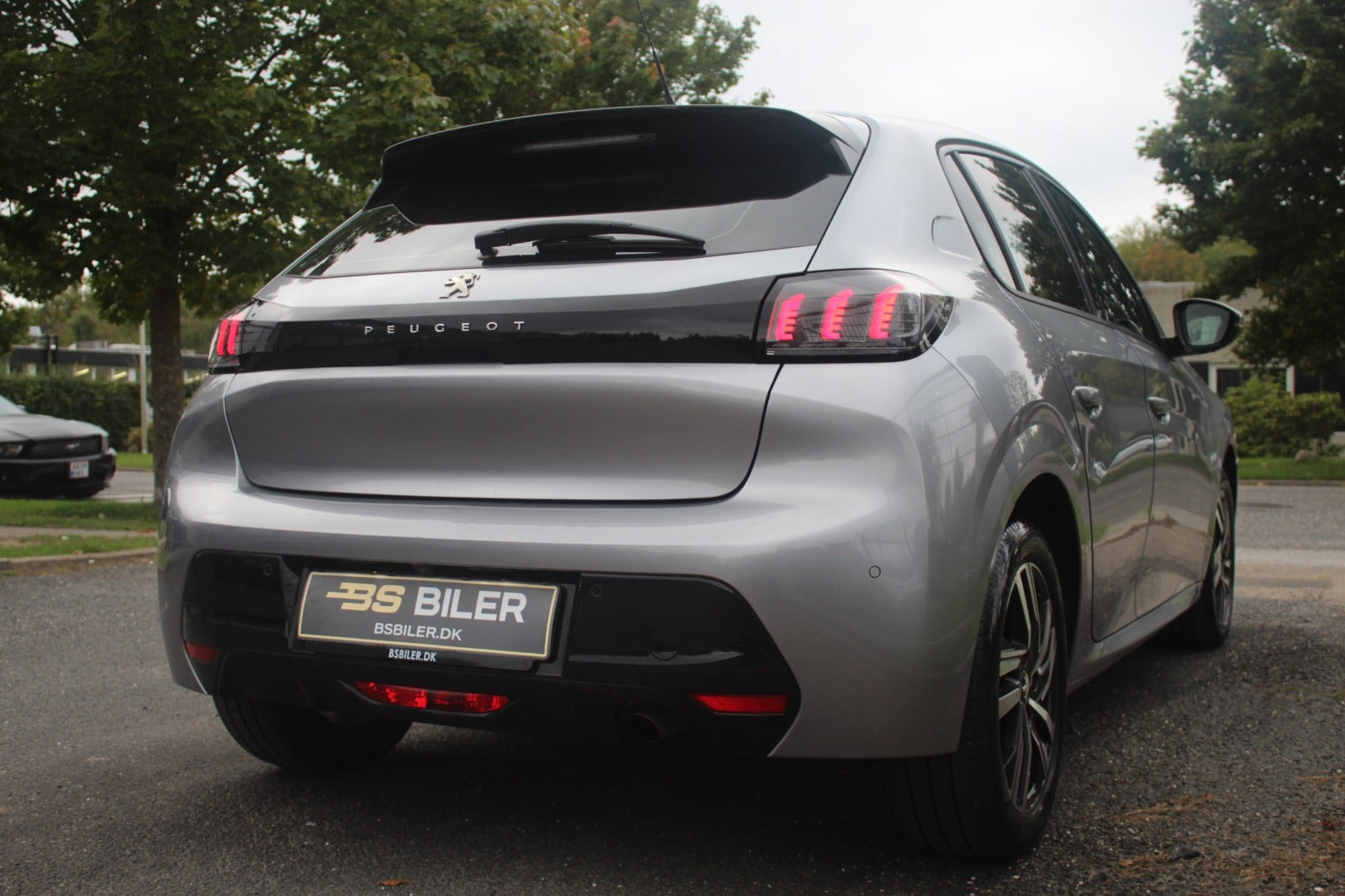 undefined Peugeot 208 fra 2020