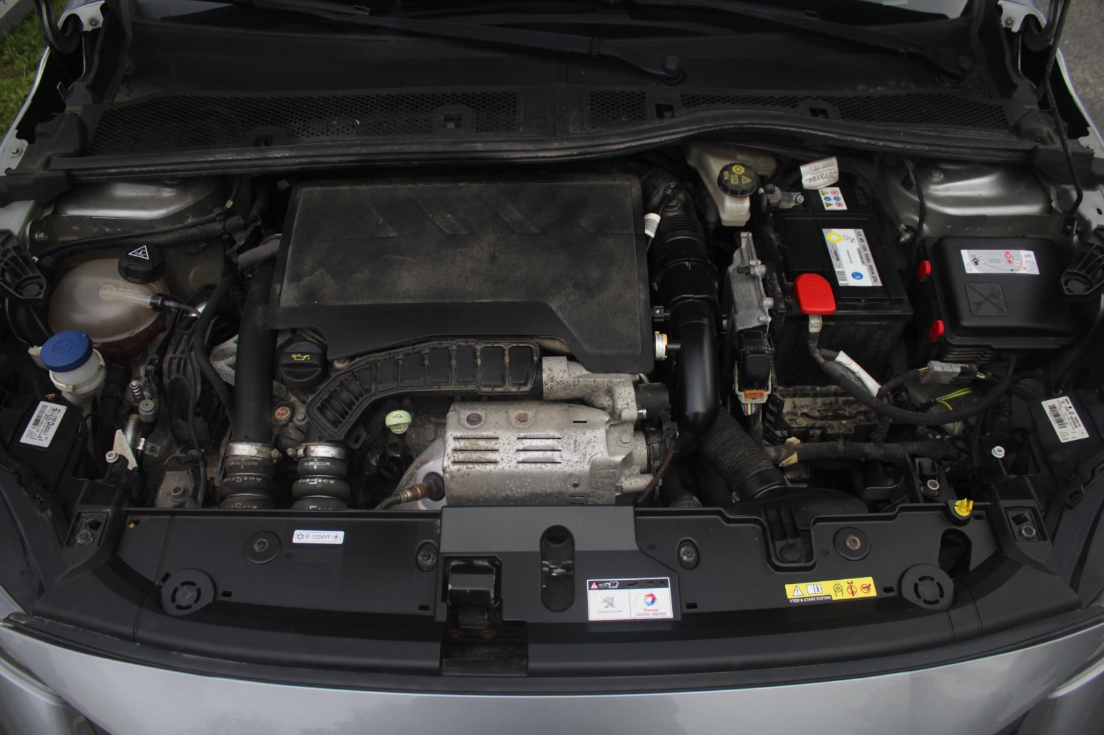 undefined Peugeot 208 fra 2020