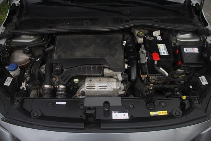 undefined Peugeot 208 fra 2020
