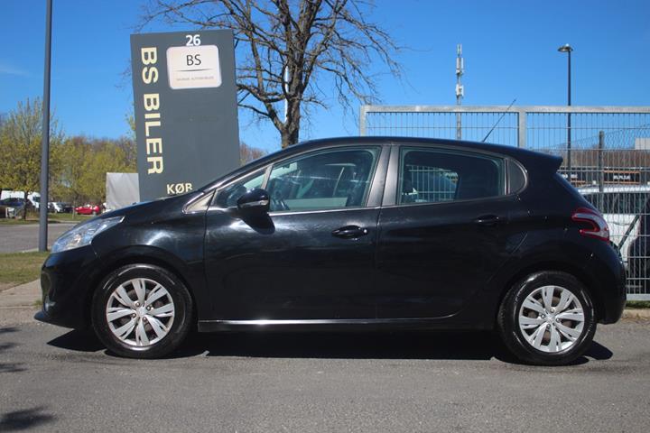 undefined Peugeot 208 fra 2014