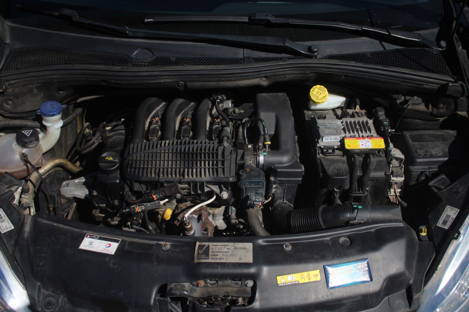 undefined Peugeot 208 fra 2014