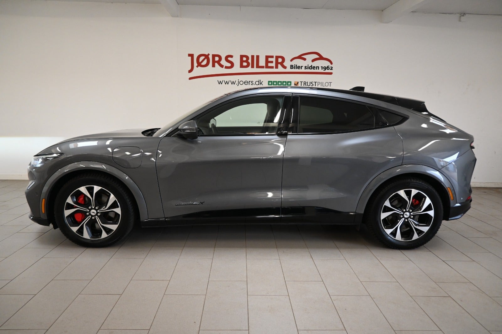Ford Mustang Mach-E Long Range AWD, 351ps, 2021
