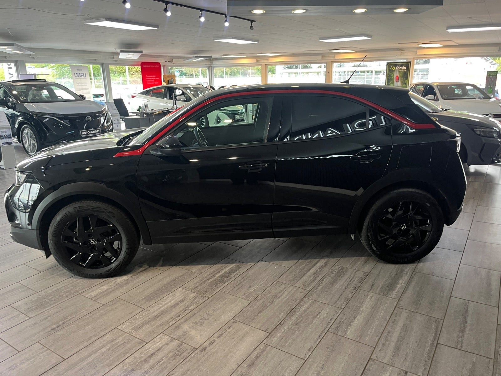 Sort Opel Mokka-e fra 2024