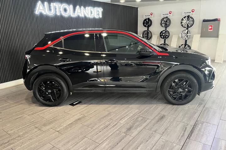 Sort Opel Mokka-e fra 2024