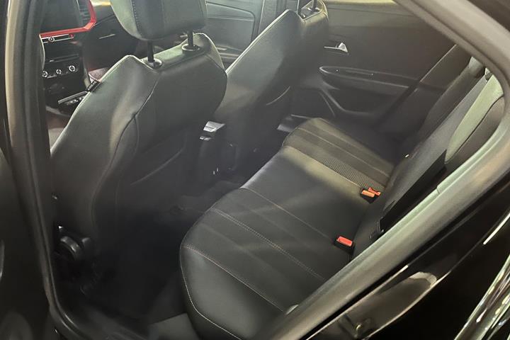 Sort Opel Mokka-e fra 2024