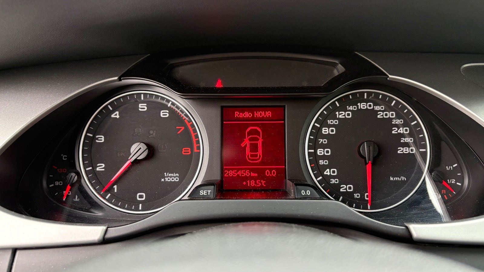 Sort Audi A4 fra 2010