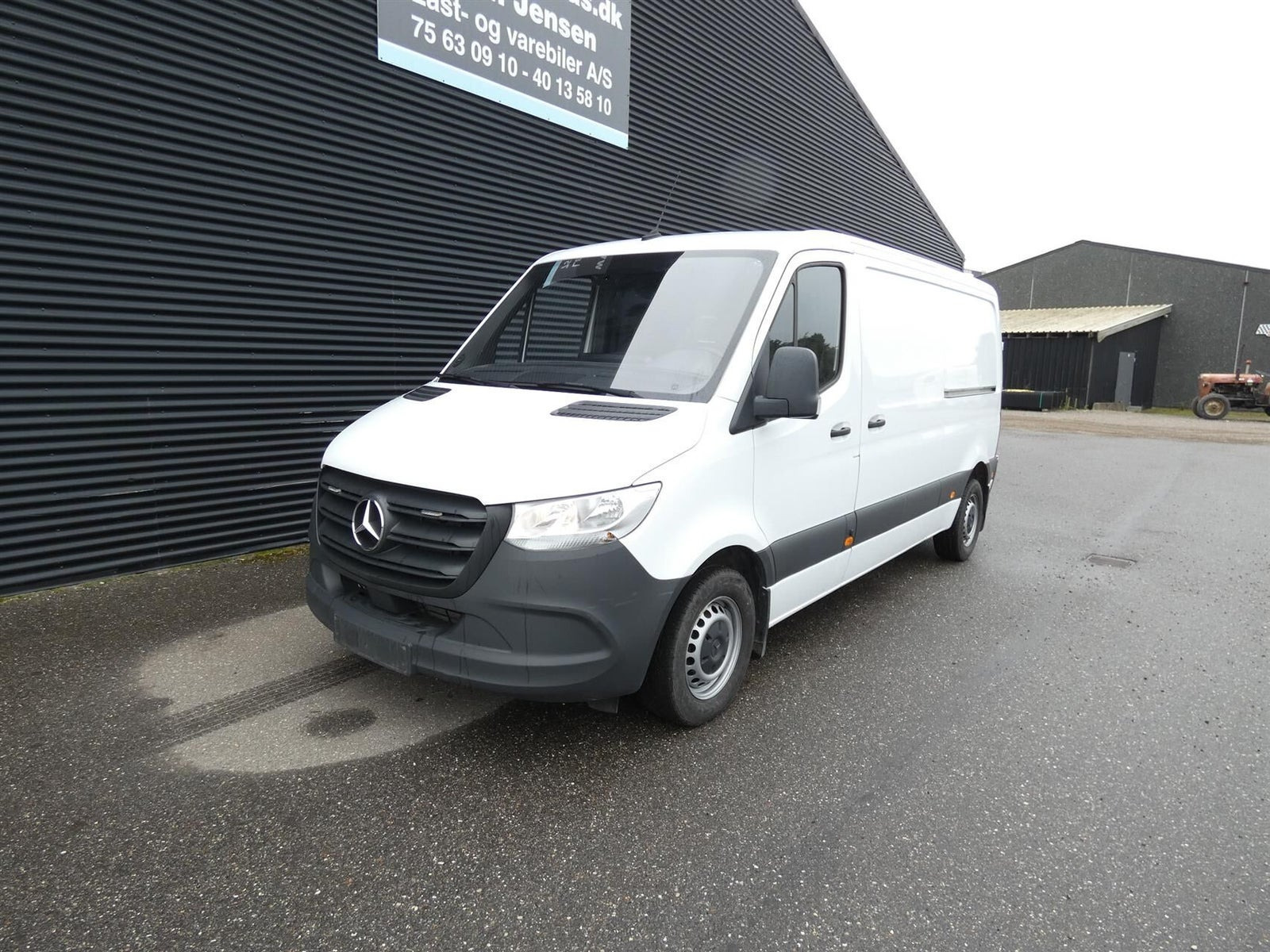 Hvid Mercedes Sprinter 315 fra 2025