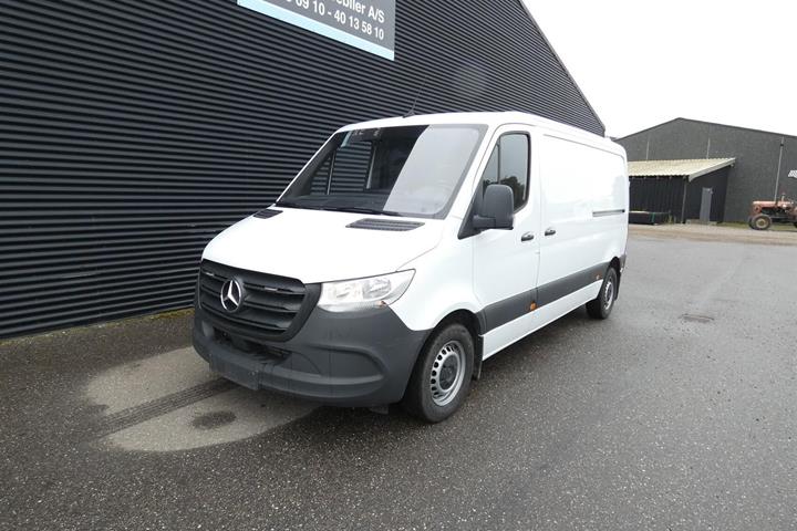 Hvid Mercedes Sprinter 315 fra 2025