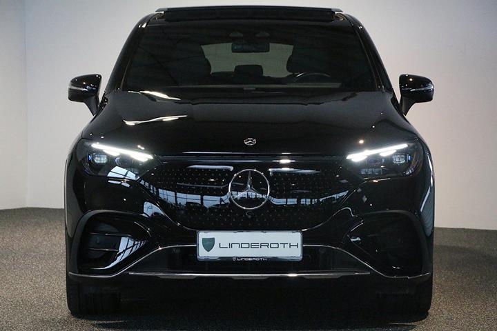 Sort Mercedes EQE350 SUV fra 2024