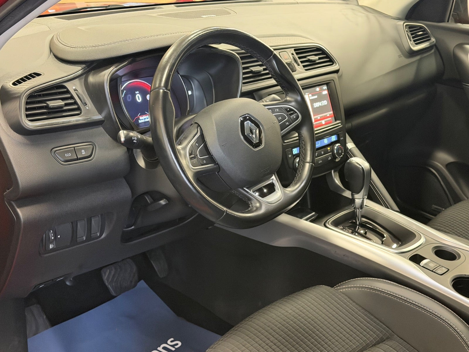 Rød Renault Kadjar fra 2017