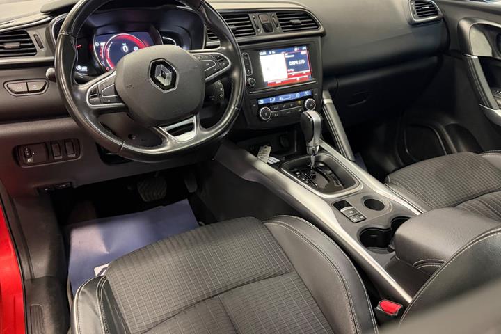 Rød Renault Kadjar fra 2017