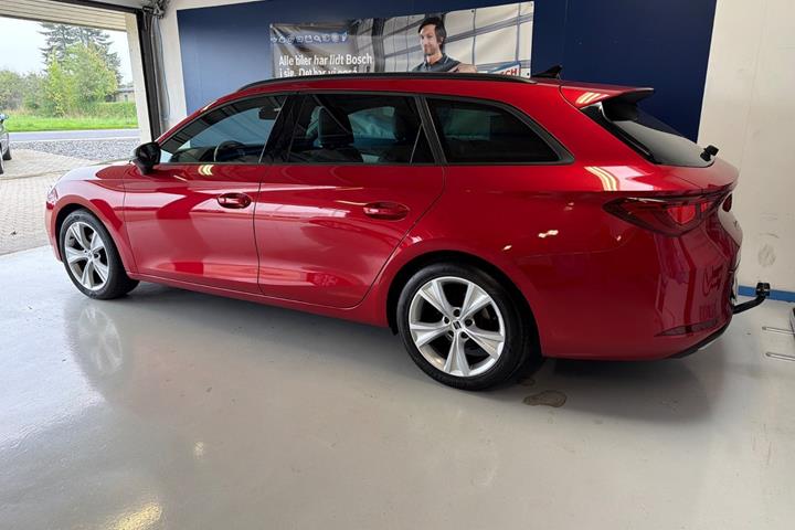 Rød Seat Leon fra 2020