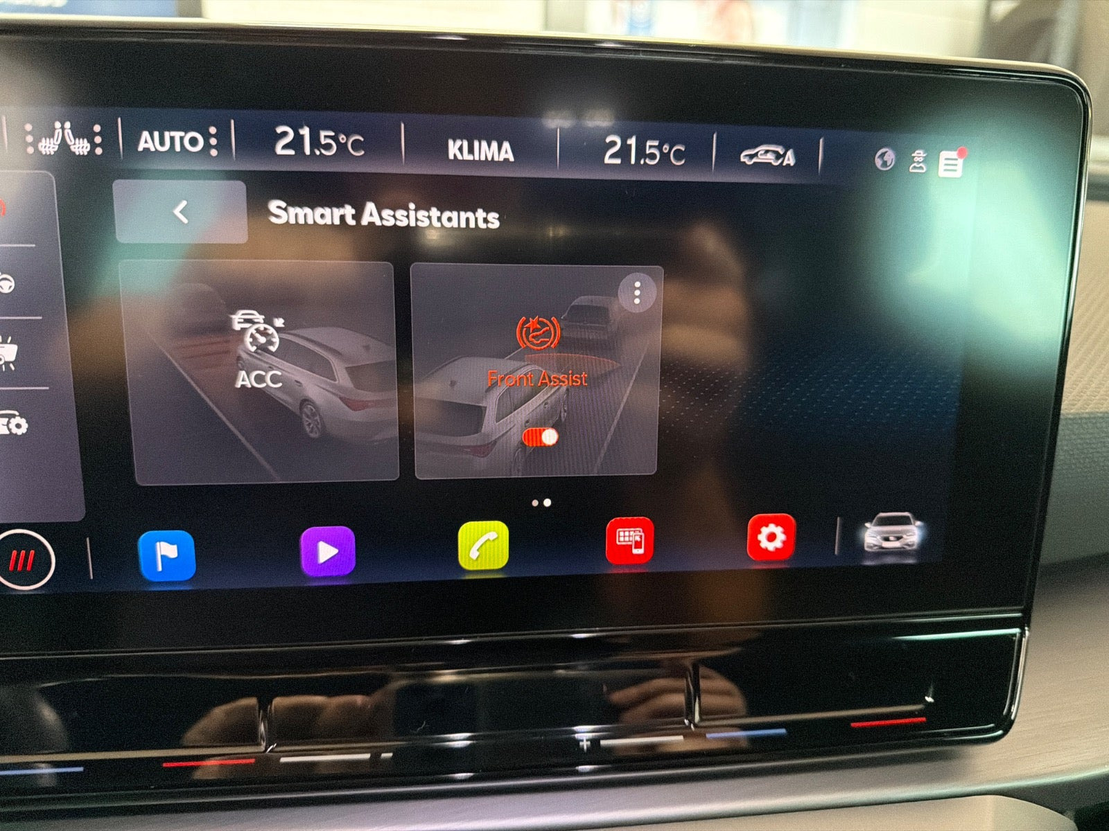 Rød Seat Leon fra 2020