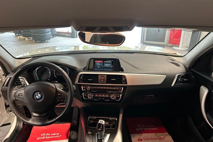 Hvid BMW 118d fra 2018