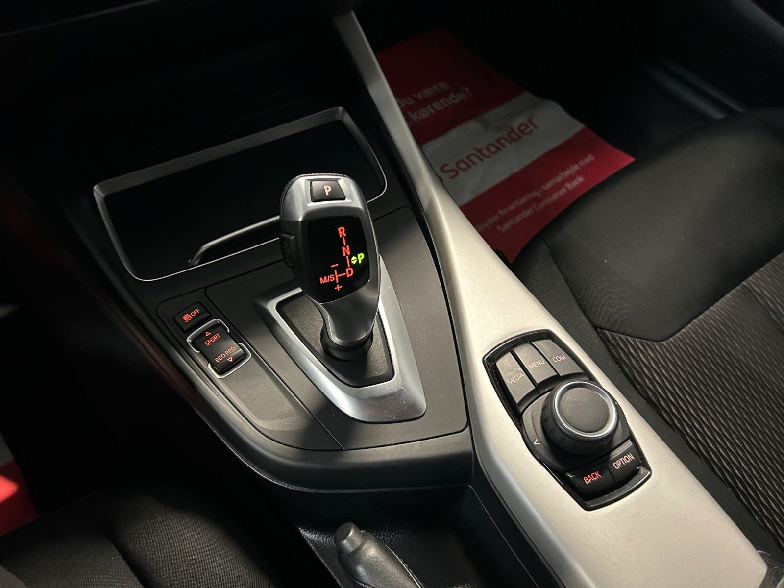 Hvid BMW 118d fra 2018