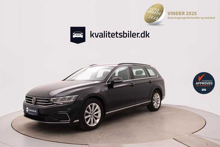 Sort VW Passat fra 2022