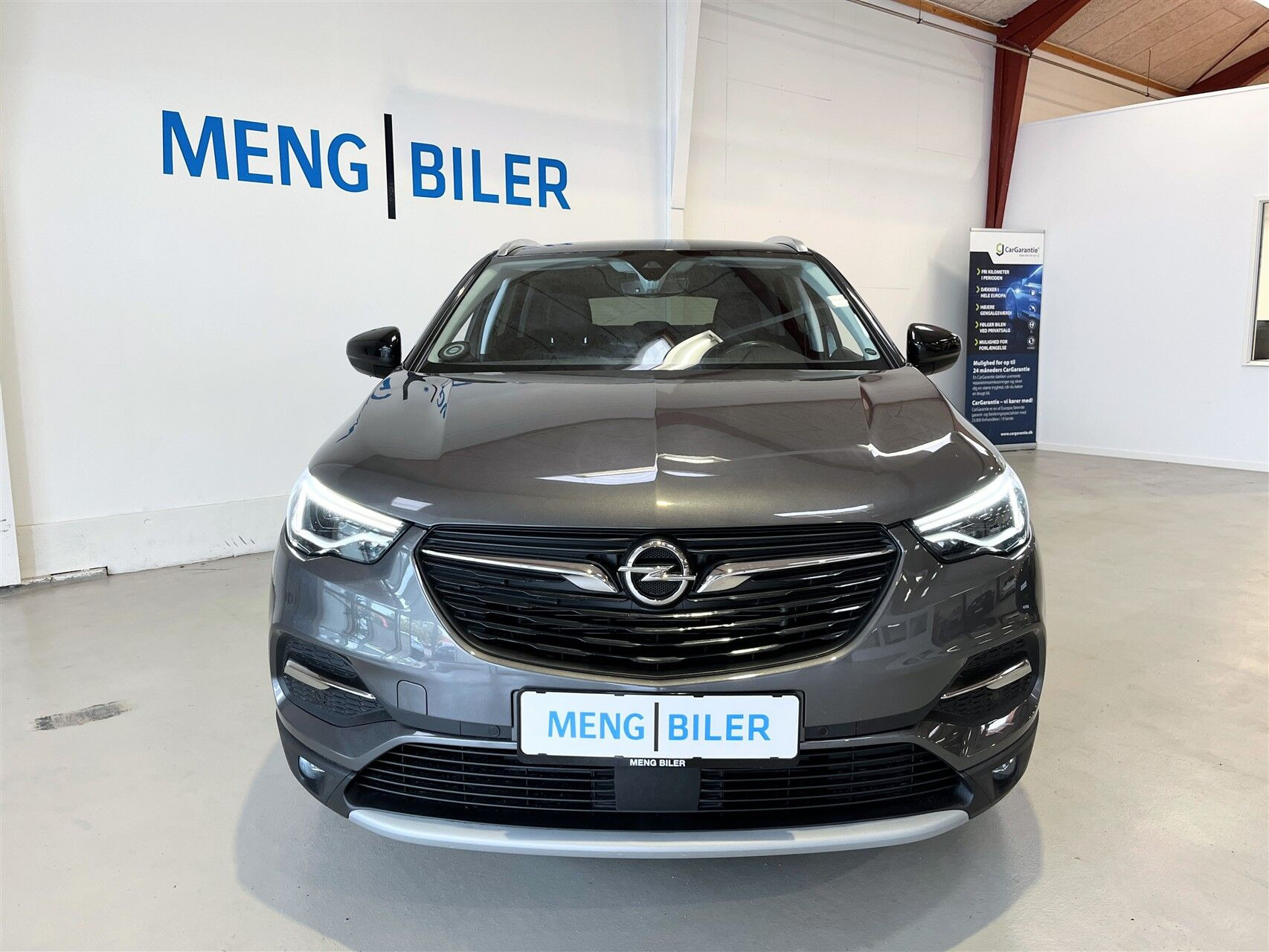 Sort Opel Grandland X fra 2021