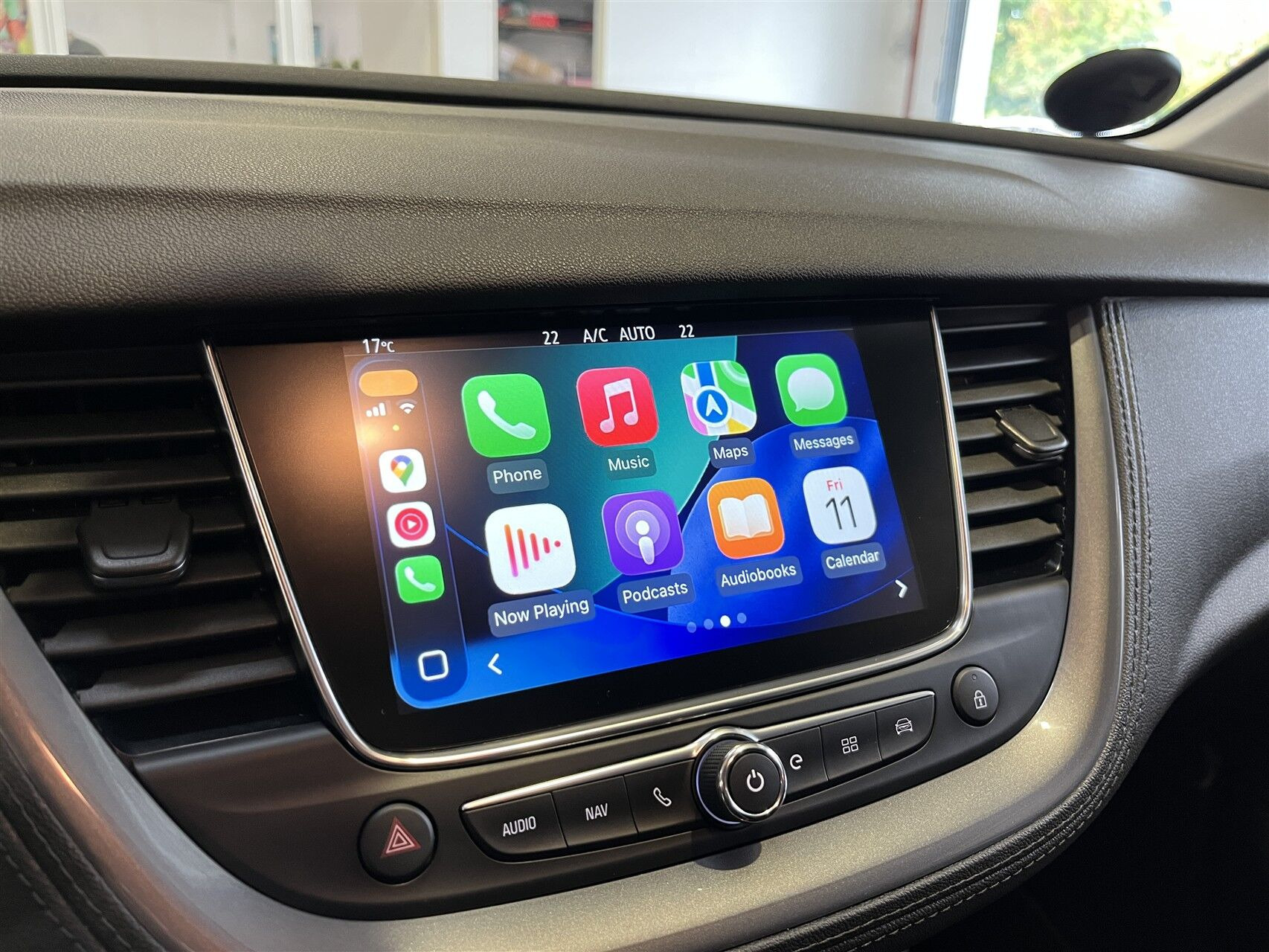 Sort Opel Grandland X fra 2021