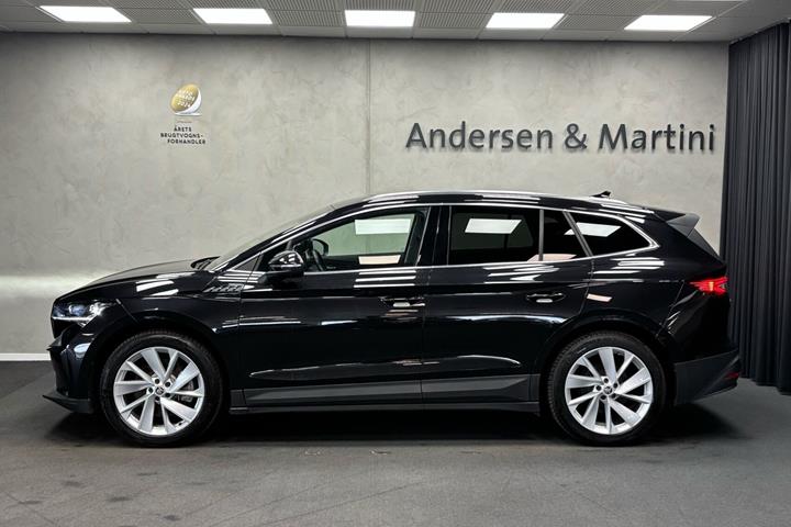 Sort Skoda Enyaq fra 2022