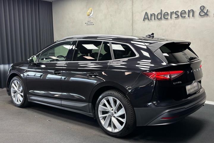 Sort Skoda Enyaq fra 2022