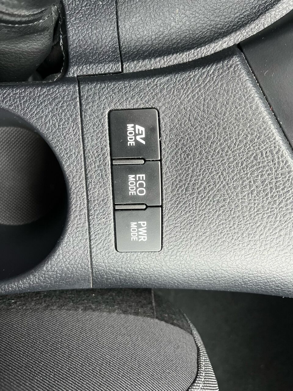 Rød Toyota Auris fra 2016