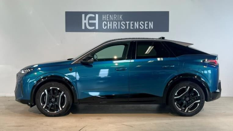 Blå Peugeot e-3008 fra 2025