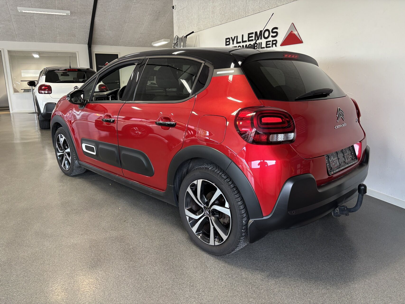 Rød Citroën C3 fra 2021