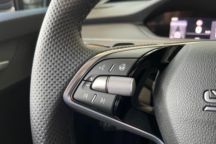 Grå Skoda Enyaq fra 2026