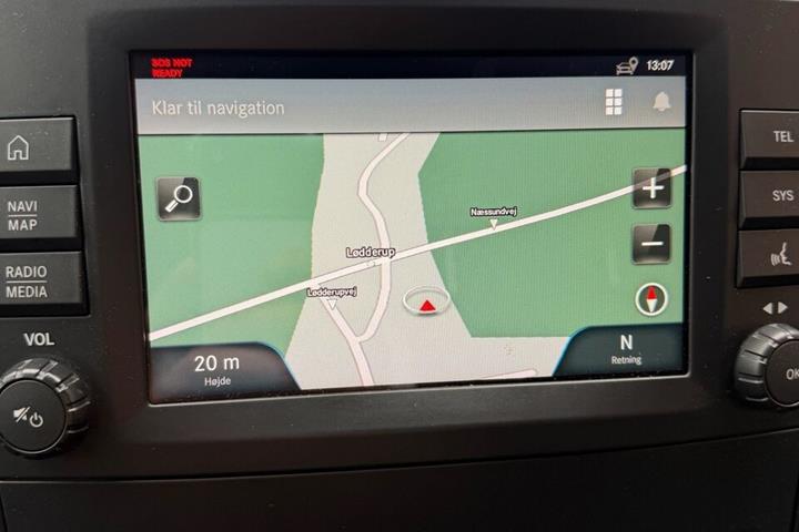 Hvid Mercedes Vito fra 2020