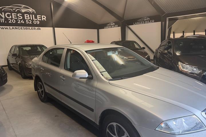 Sølv Skoda Octavia fra 2004